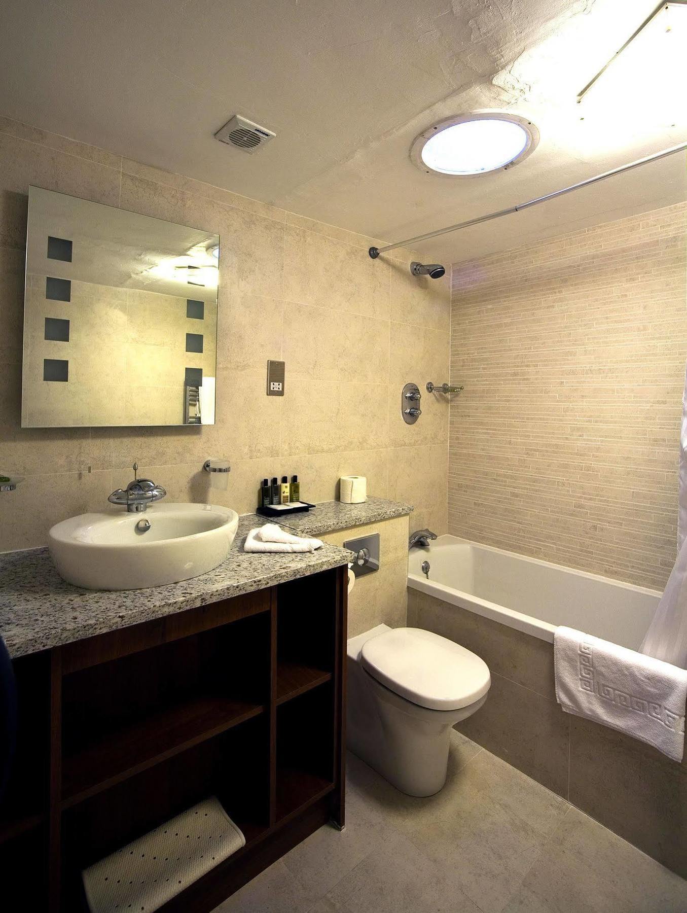 Colwick Hall 4* Ноттингем